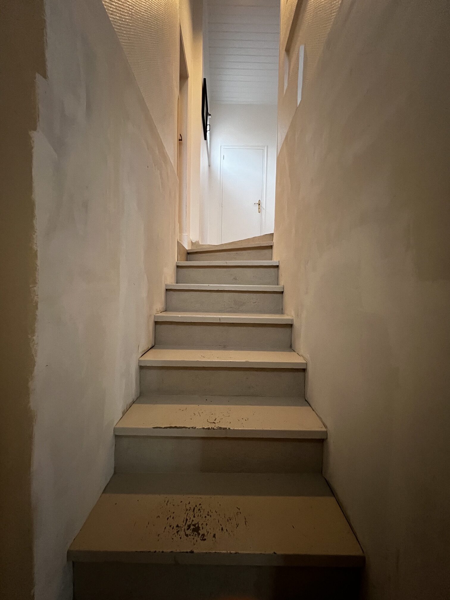 cage d'escalier avant rénovation